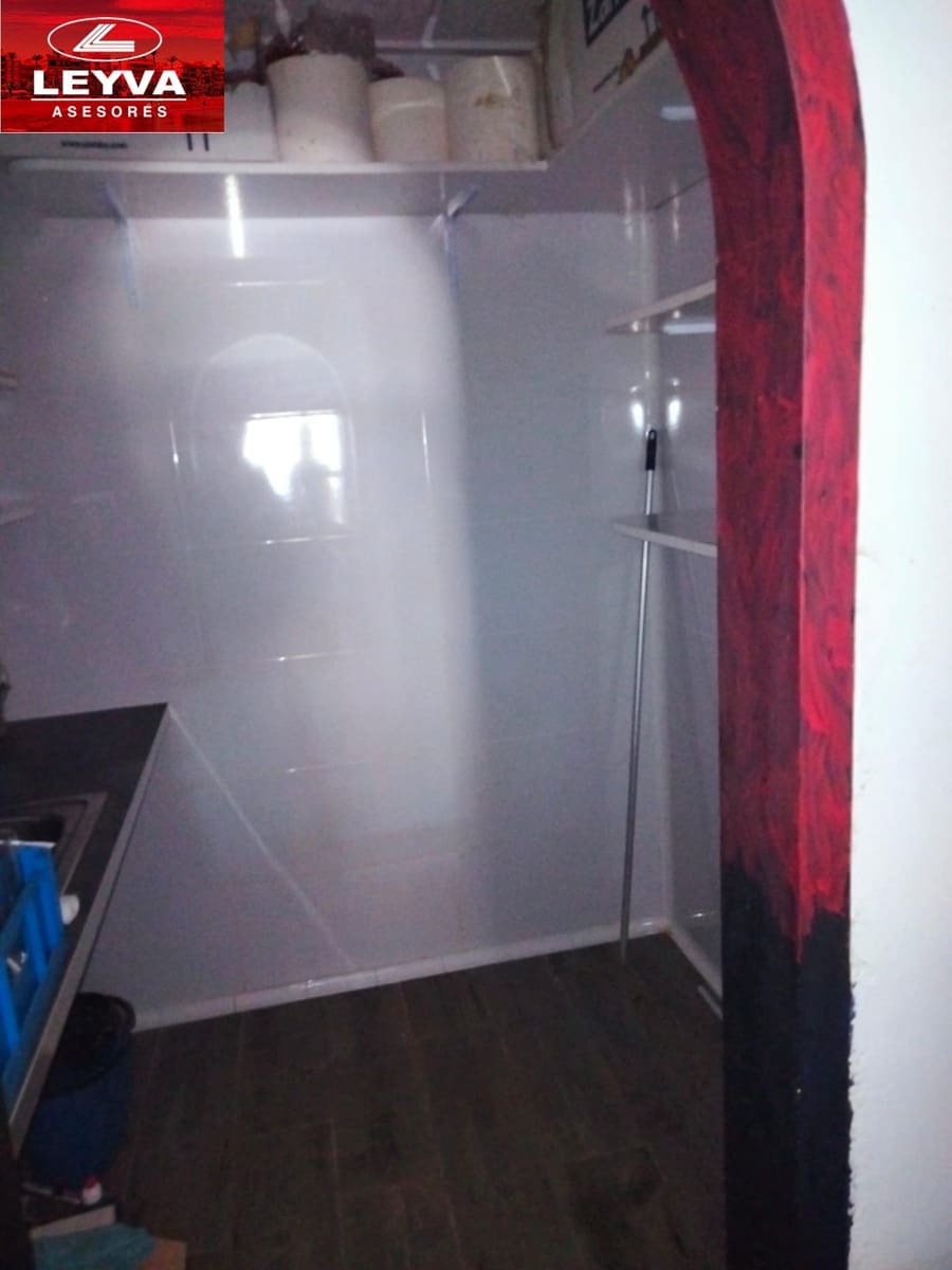 Erhverv til salg i Puerto de Mazarron - € 156.000 (Ref: 8976036)