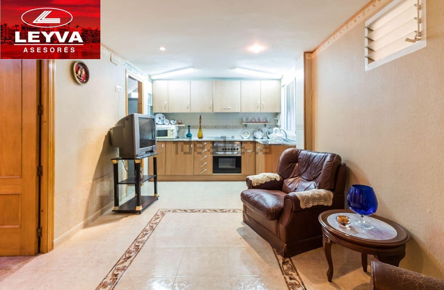 Erhverv til salg i Isla Plana med garage - € 562.000 (Ref: 8992052)