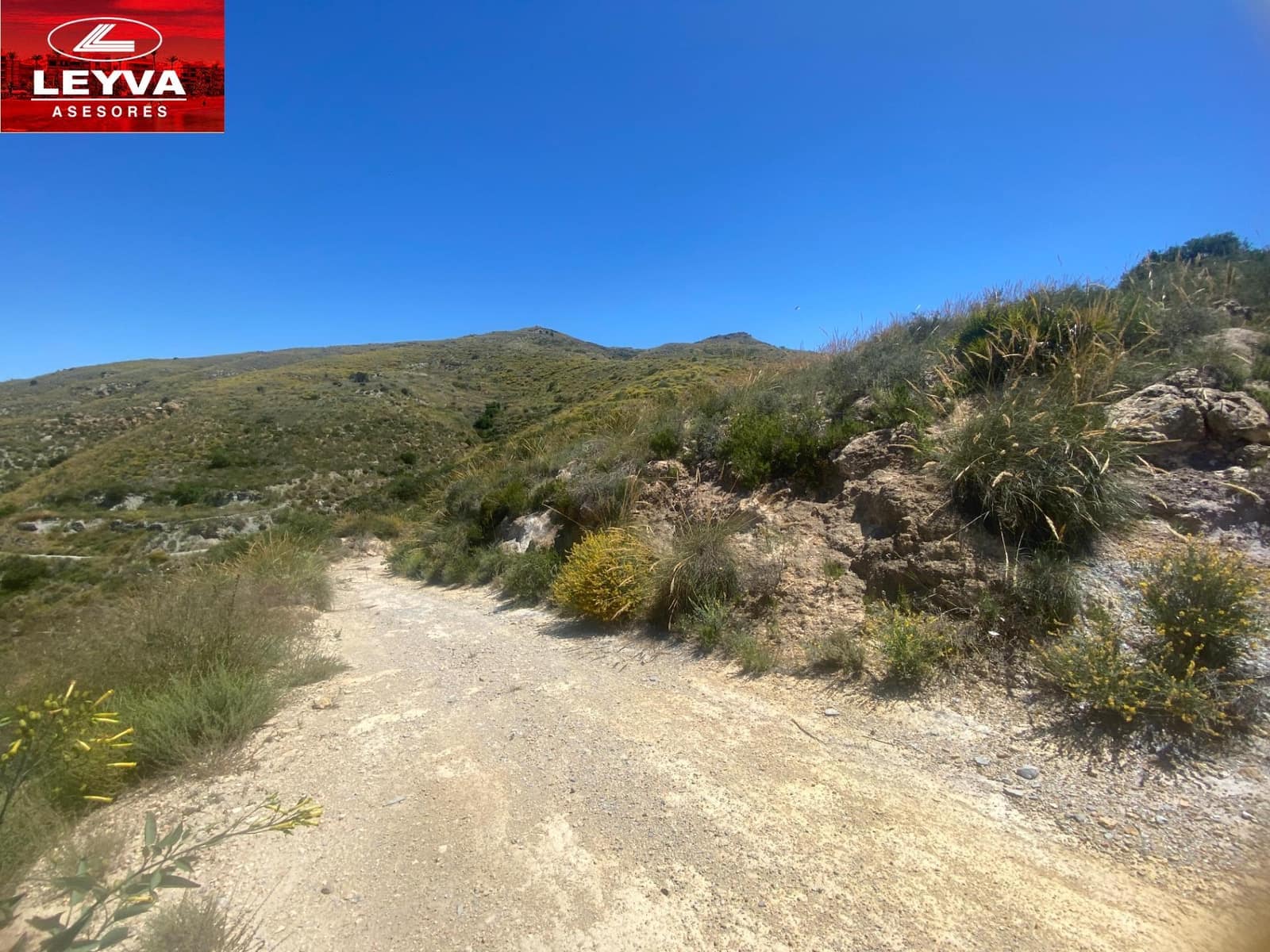 Finka/Dom wiejski na sprzedaż w Las Palas - 43 000 € (Ref: 9001364)