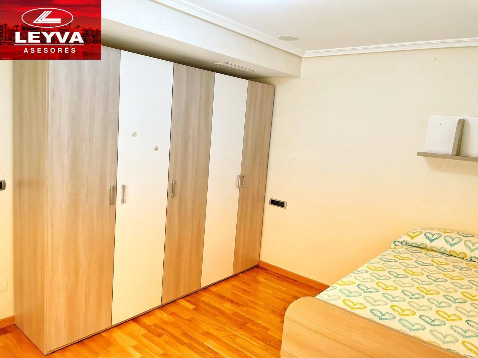 6 Zimmer Villa zu verkaufen in Mazarron mit Garage - 364.000 € (Ref: 9007587)