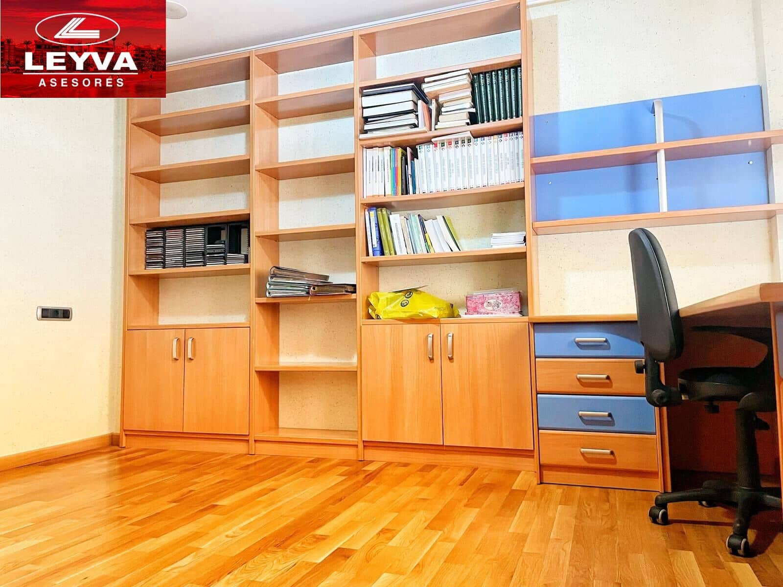 6 Zimmer Villa zu verkaufen in Mazarron mit Garage - 364.000 € (Ref: 9007587)