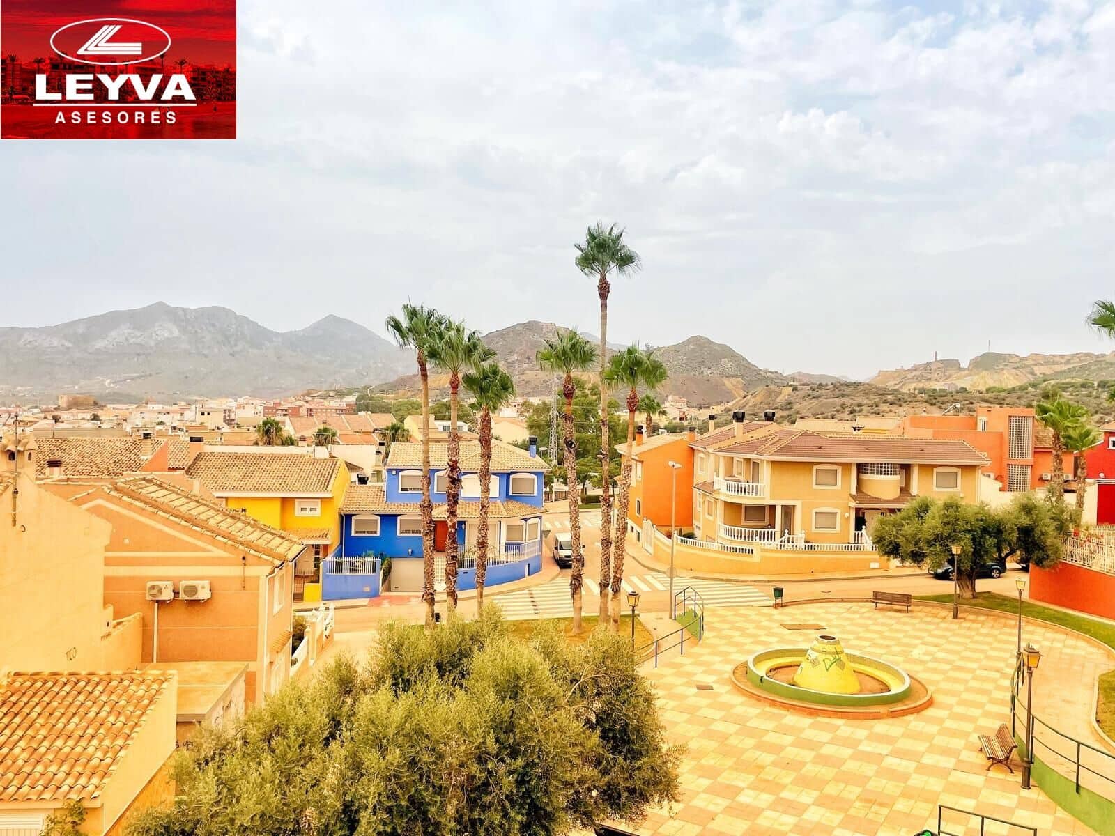 6 Zimmer Villa zu verkaufen in Mazarron mit Garage - 364.000 € (Ref: 9007587)