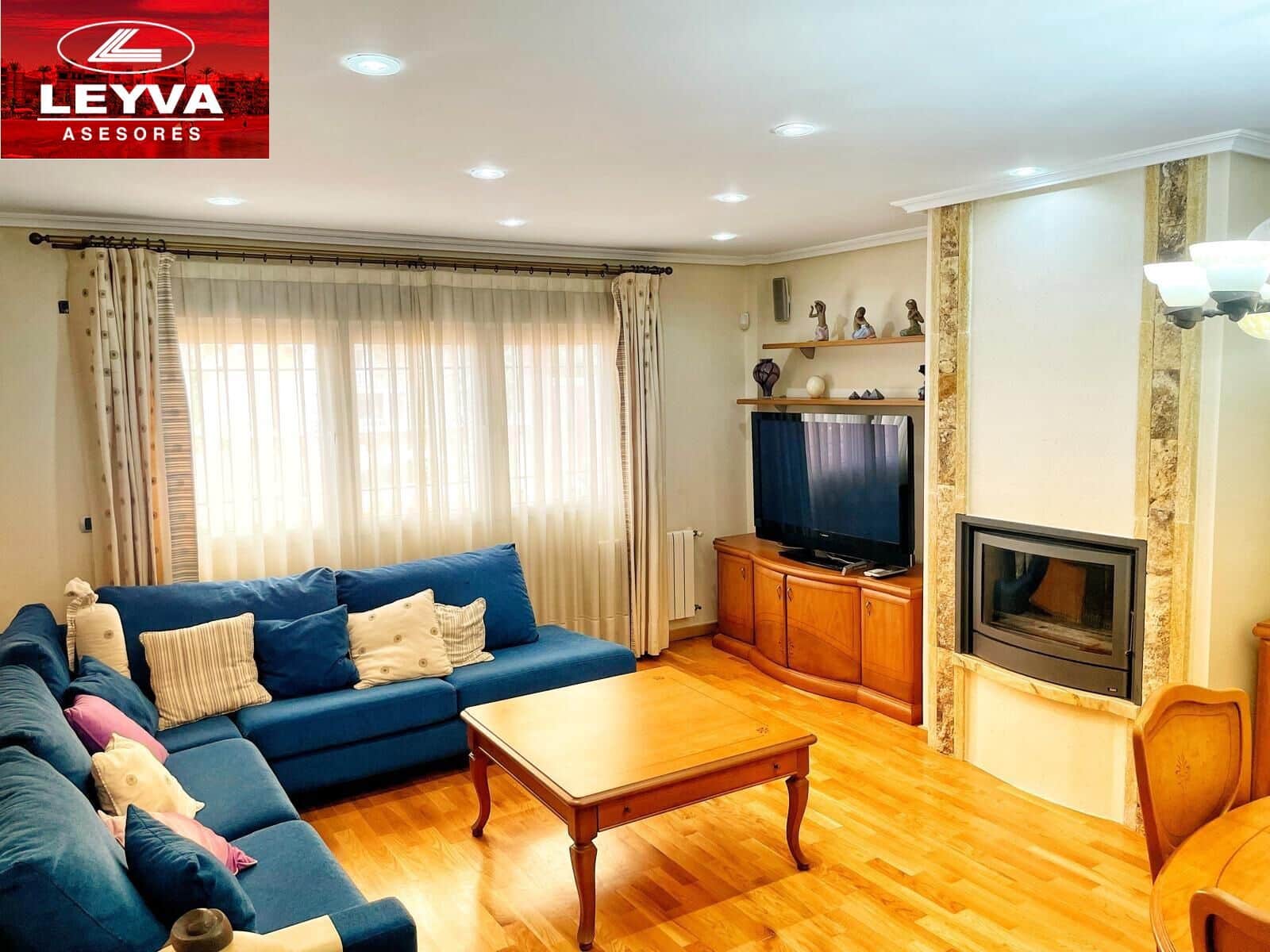 6 Zimmer Villa zu verkaufen in Mazarron mit Garage - 364.000 € (Ref: 9007587)