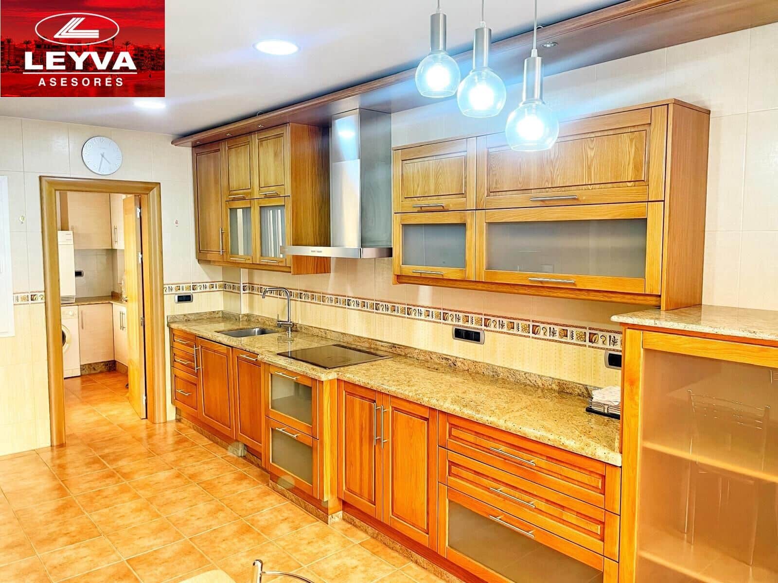 6 Zimmer Villa zu verkaufen in Mazarron mit Garage - 364.000 € (Ref: 9007587)