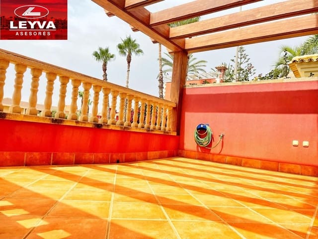 6 Zimmer Villa zu verkaufen in Mazarrón mit Garage - 364.000 € (Ref: 9007587)