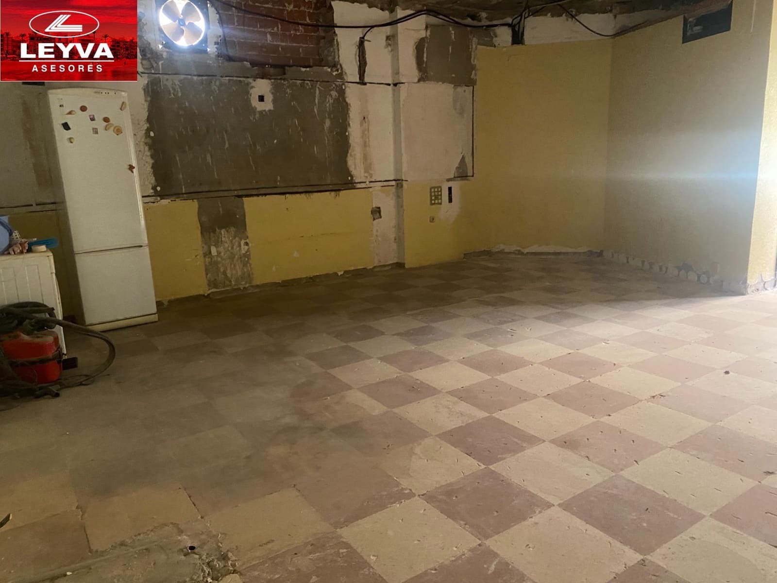 Commerciale in vendita in Puerto de Mazarron - 176.800 € (Rif: 9029850)