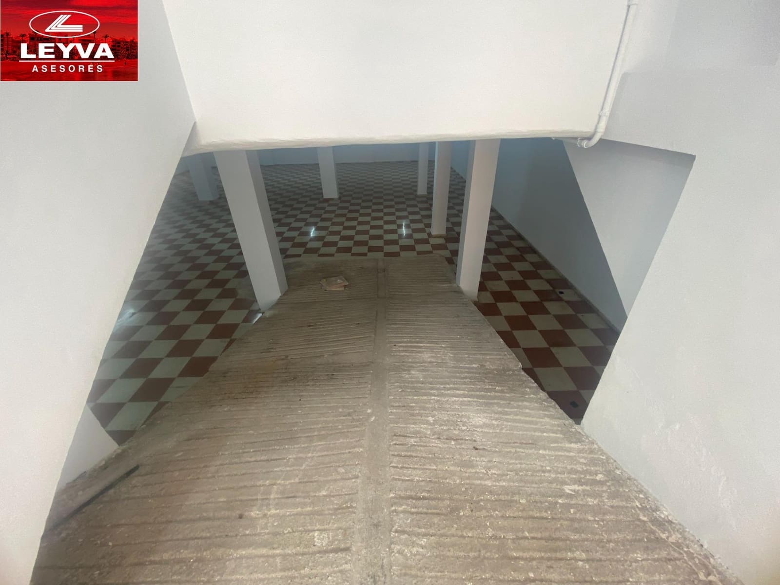 Commerciale in vendita in Puerto de Mazarron - 176.800 € (Rif: 9029850)