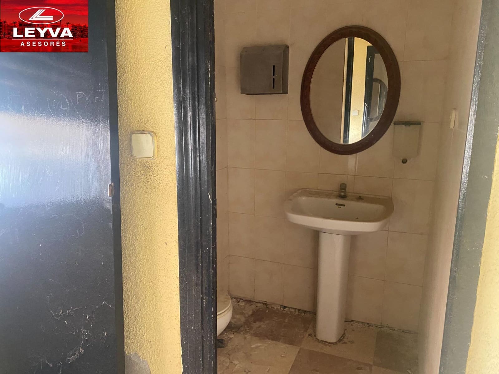 Commerciale in vendita in Puerto de Mazarron - 176.800 € (Rif: 9029850)