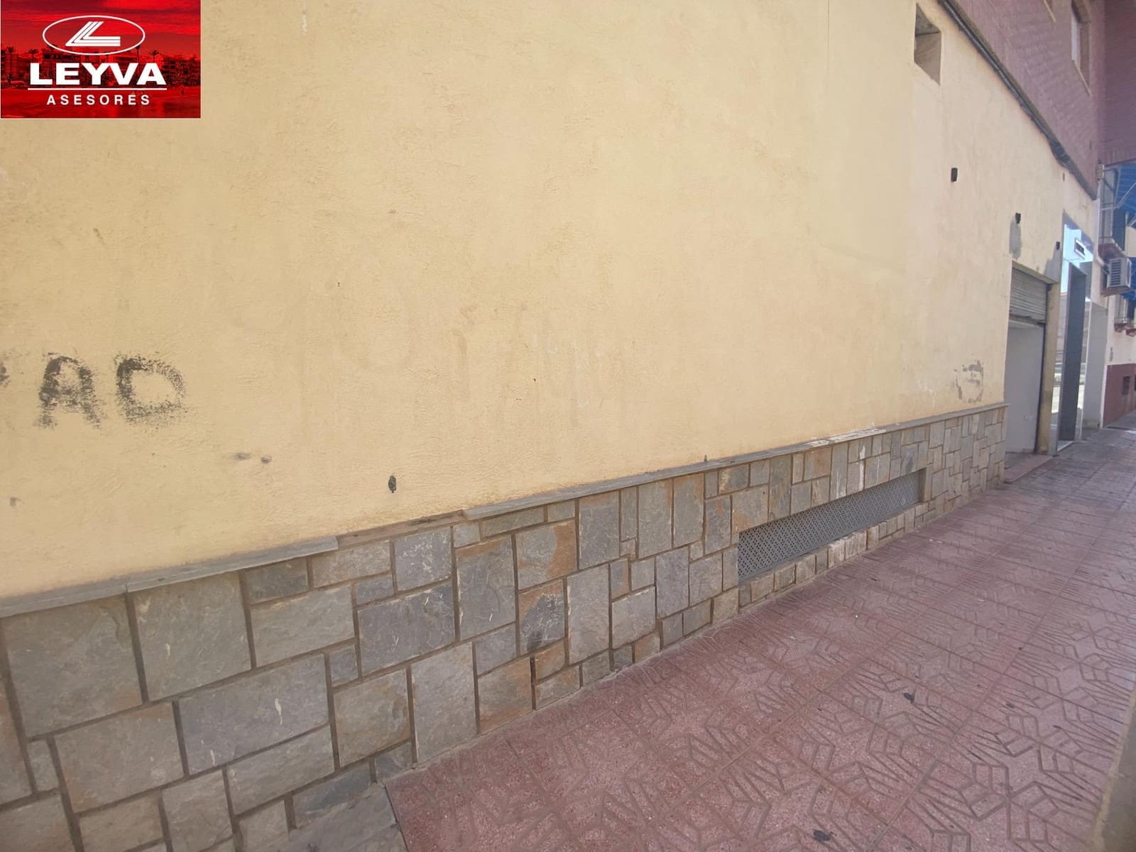 Commerciale in vendita in Puerto de Mazarron - 176.800 € (Rif: 9029850)