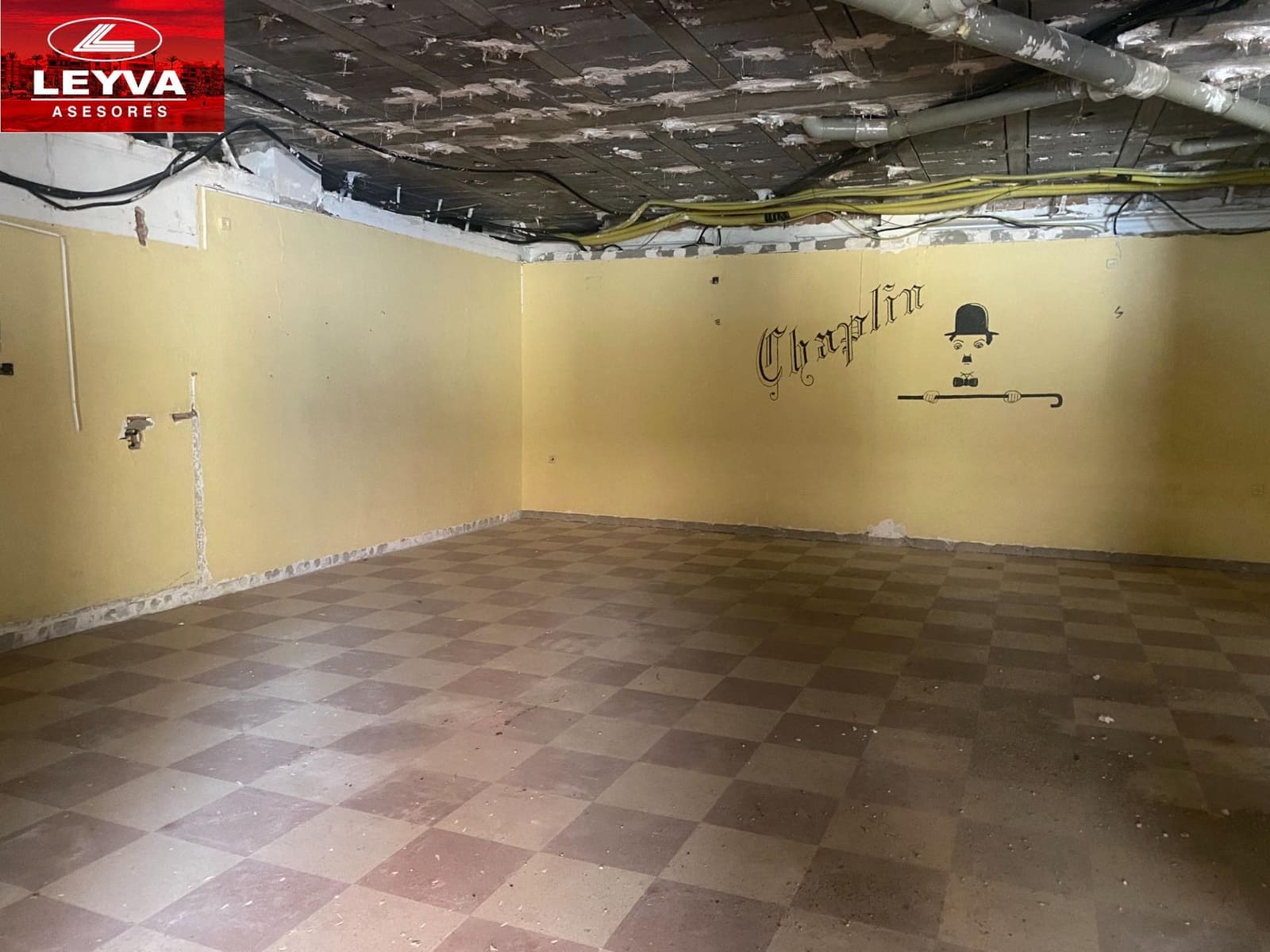 Commerciale in vendita in Puerto de Mazarron - 176.800 € (Rif: 9029850)