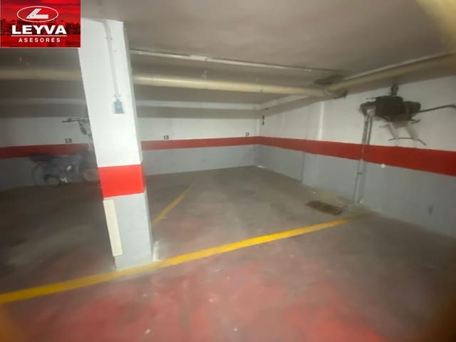 Garage te koop in Puerto de Mazarron, Mazarrón - € 7.500 (Ref: 9057832)