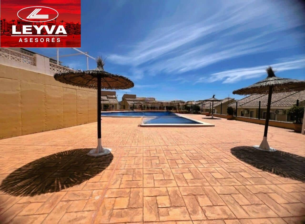 5 soveværelse Semi-Rækkehus til salg i Puerto de Mazarron med swimmingpool garage - € 299.000 (Ref: 9089678)