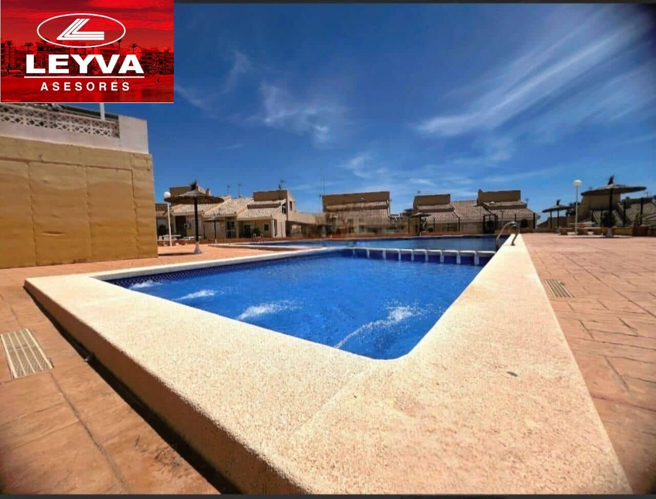 5 soveværelse Semi-Rækkehus til salg i Puerto de Mazarron med swimmingpool garage - € 299.000 (Ref: 9089678)