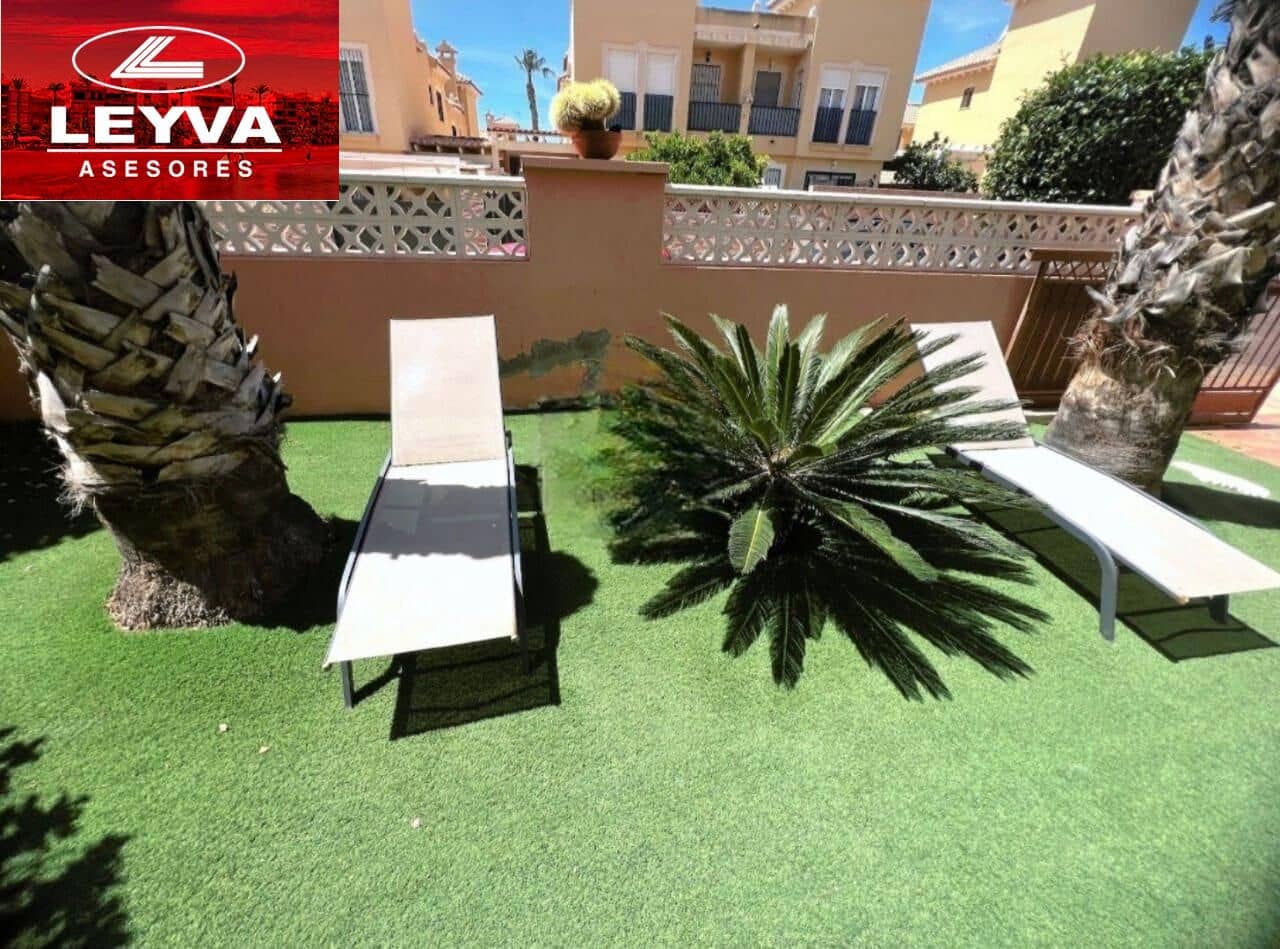 5 soveværelse Semi-Rækkehus til salg i Puerto de Mazarron med swimmingpool garage - € 299.000 (Ref: 9089678)