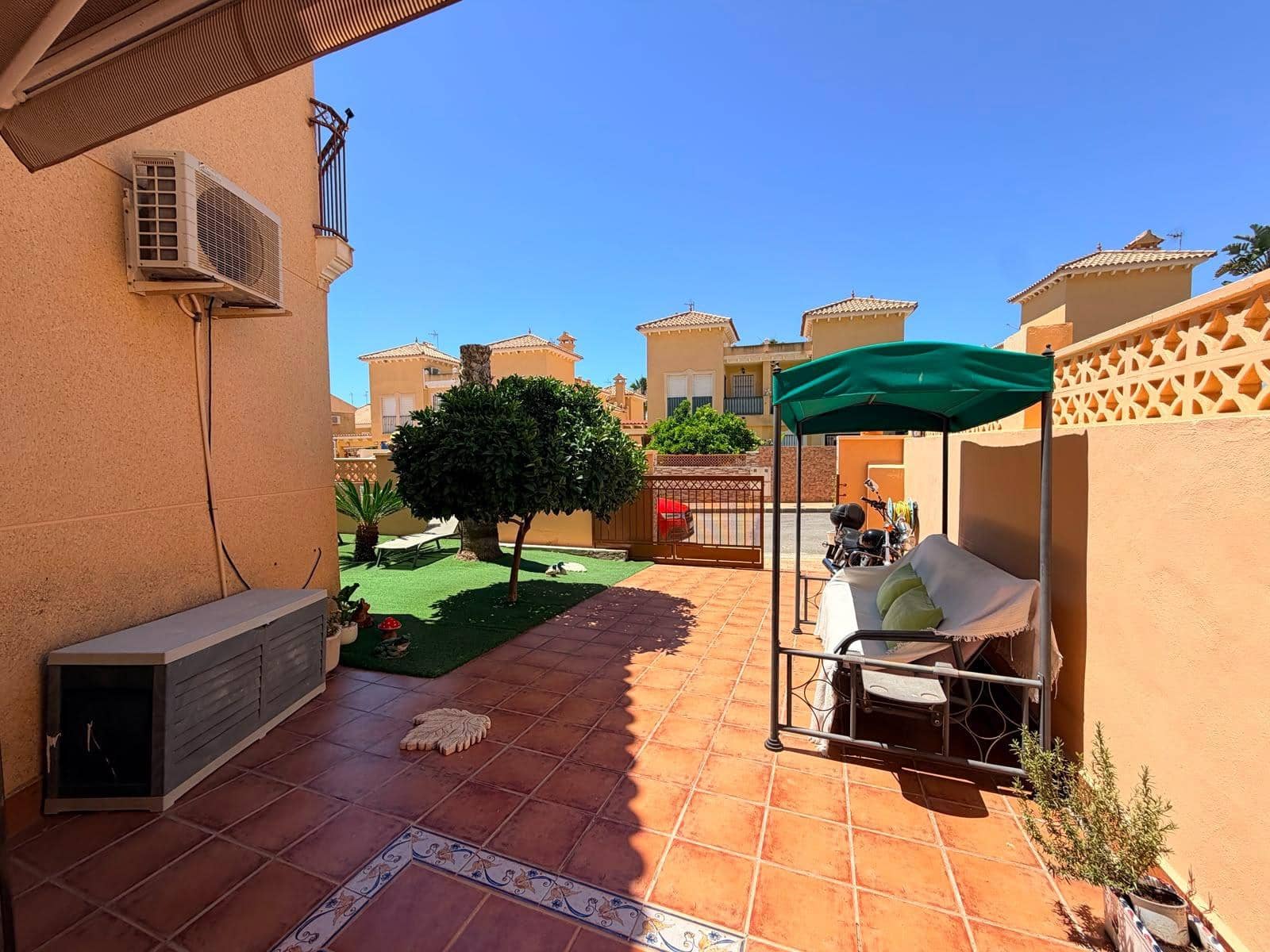 5 chambre Villa/Maison Semi-Mitoyenne à vendre à Puerto de Mazarron avec piscine garage - 299 000 € (Ref: 9089678)