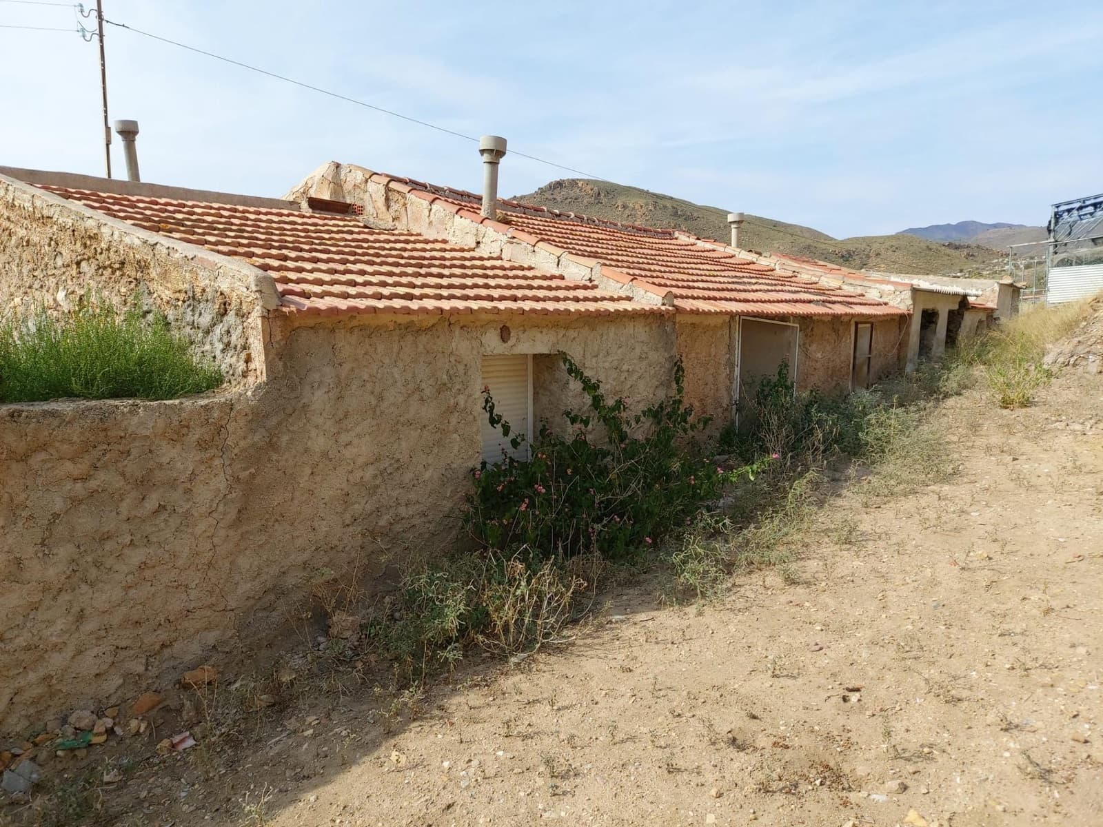 4 soveværelse Finca/Landehus til salg i Puerto de Mazarron med garage - € 80.000 (Ref: 9114028)