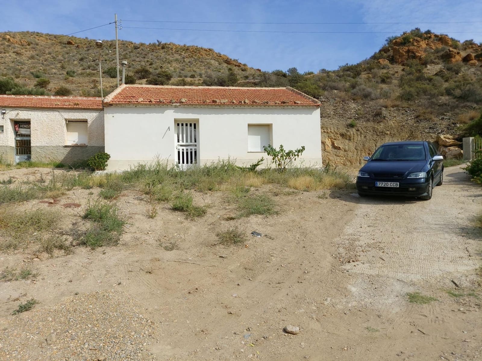 4 soveværelse Finca/Landehus til salg i Puerto de Mazarron med garage - € 80.000 (Ref: 9114028)
