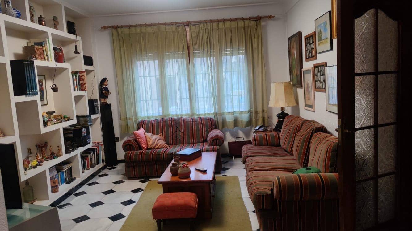 8 Zimmer Villa zu verkaufen in Mazarron mit Garage - 371.000 € (Ref: 9165669)