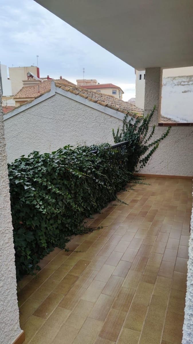 8 Zimmer Villa zu verkaufen in Mazarron mit Garage - 371.000 € (Ref: 9165669)