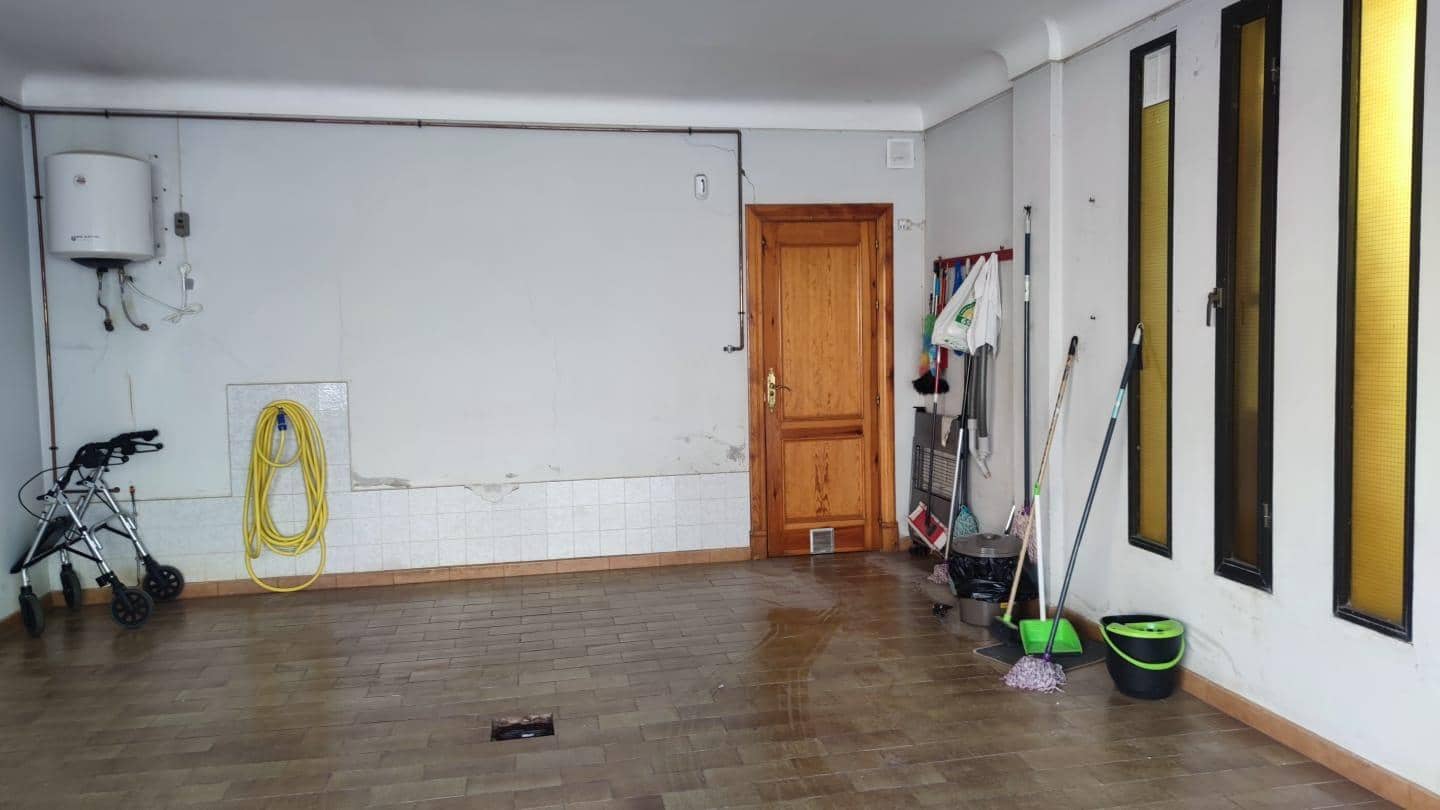 8 Zimmer Villa zu verkaufen in Mazarron mit Garage - 371.000 € (Ref: 9165669)