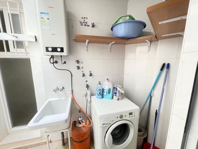 Apartamento de 2 habitaciones en Puerto de Mazarron, Mazarrón en venta - 125.000 € (Ref: 9195451)