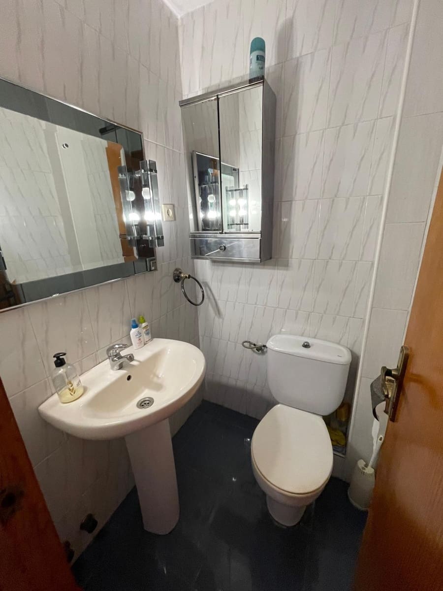 5 sovrum Lägenhet till salu i Alamillo med garage - 225 000 € (Ref: 9200394)