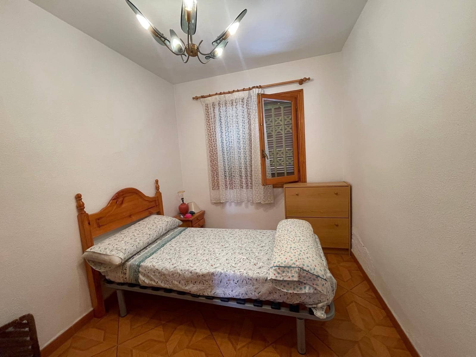 5 sovrum Lägenhet till salu i Alamillo med garage - 225 000 € (Ref: 9200394)