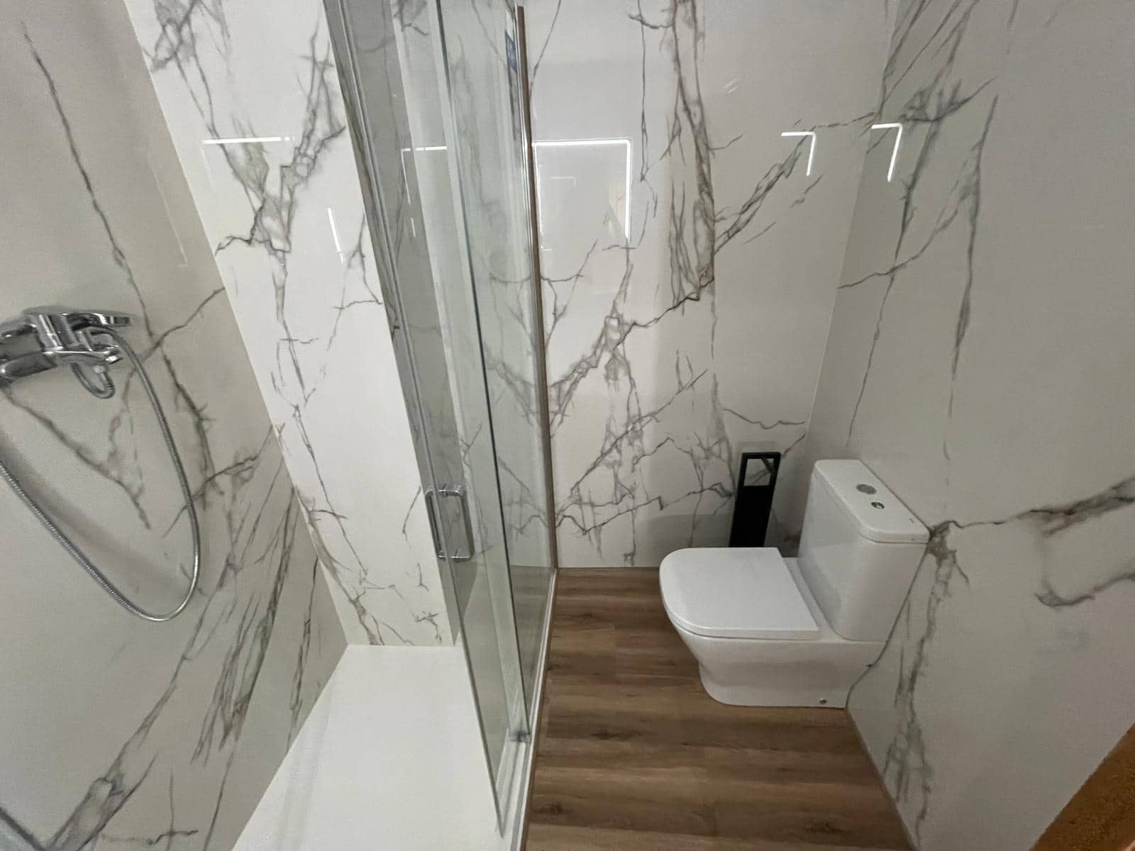 3 makuuhuone Huoneisto myytävänä paikassa Mazarron mukana 
autotalli - 370 000 € (Ref: 9228803)