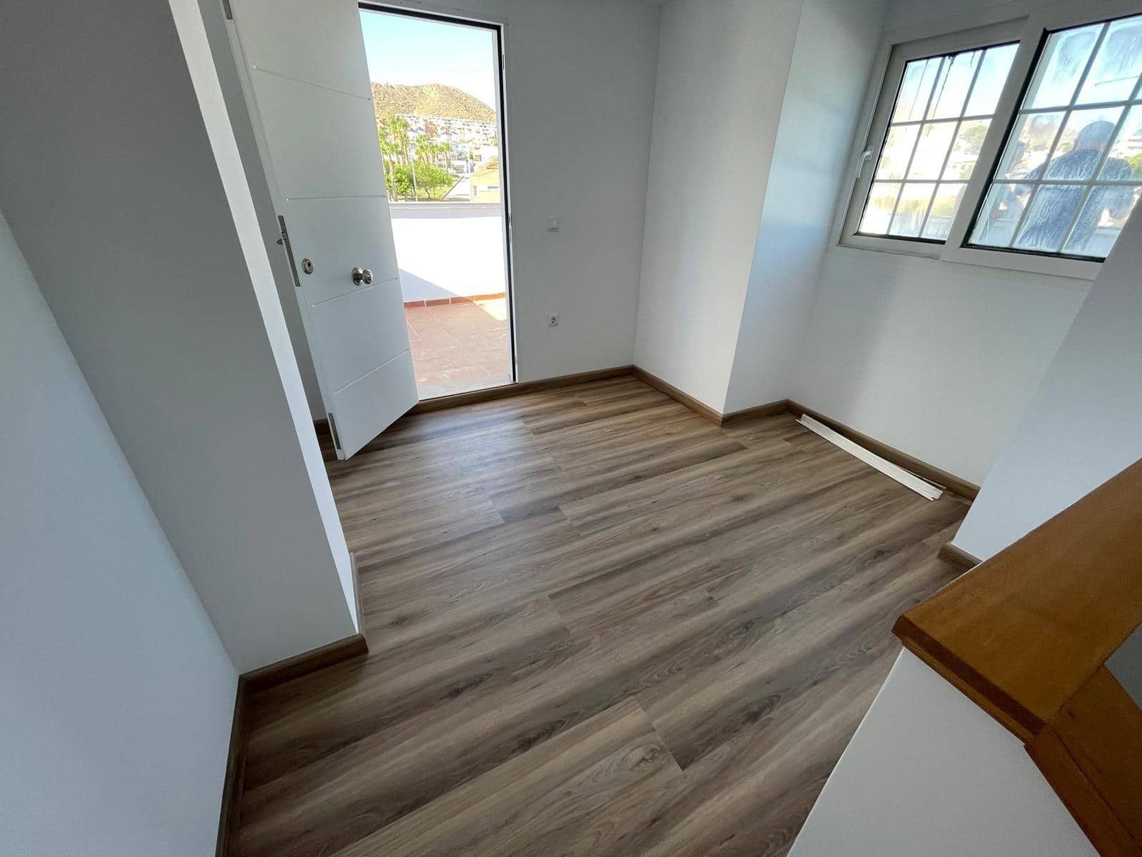 3 makuuhuone Huoneisto myytävänä paikassa Mazarron mukana 
autotalli - 370 000 € (Ref: 9228803)