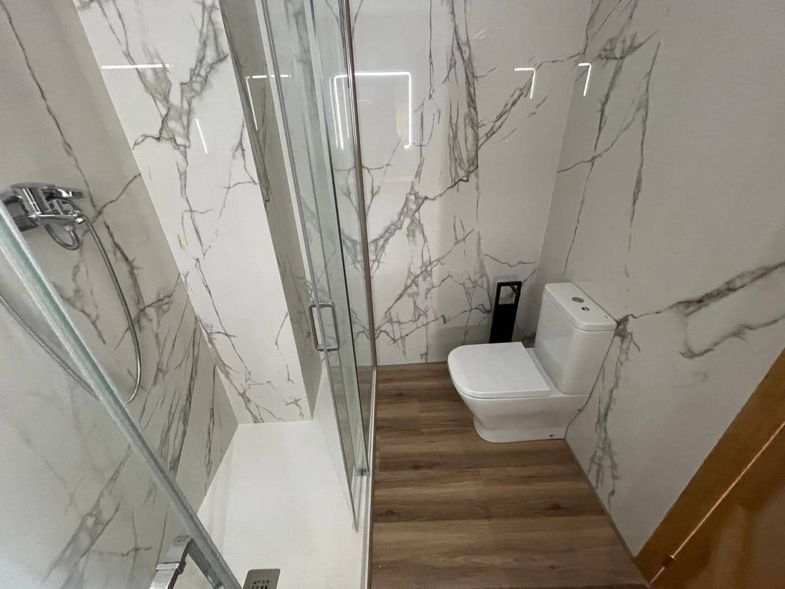 3 makuuhuone Huoneisto myytävänä paikassa Mazarron mukana 
autotalli - 370 000 € (Ref: 9228803)