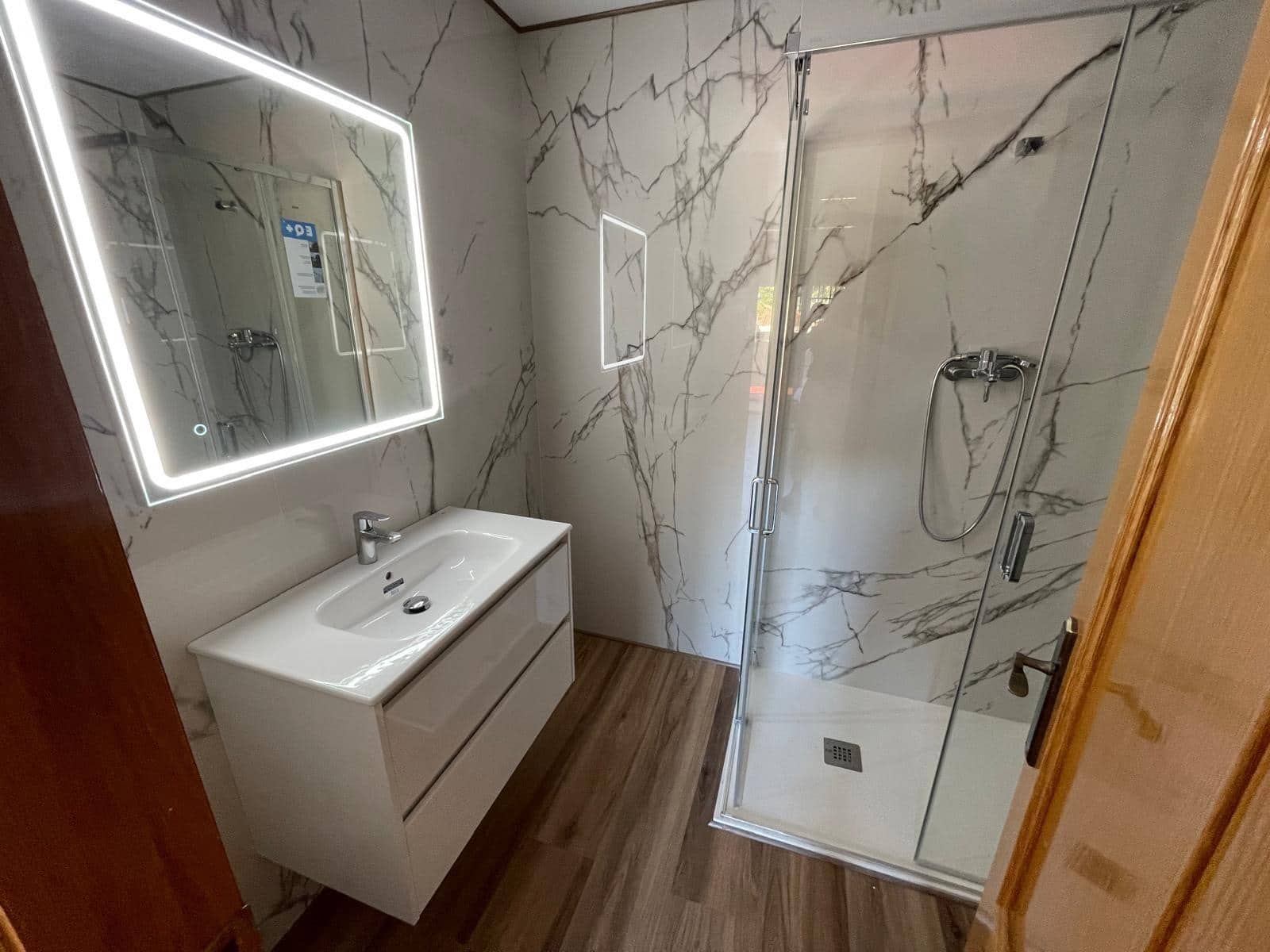 3 makuuhuone Huoneisto myytävänä paikassa Mazarron mukana 
autotalli - 370 000 € (Ref: 9228803)