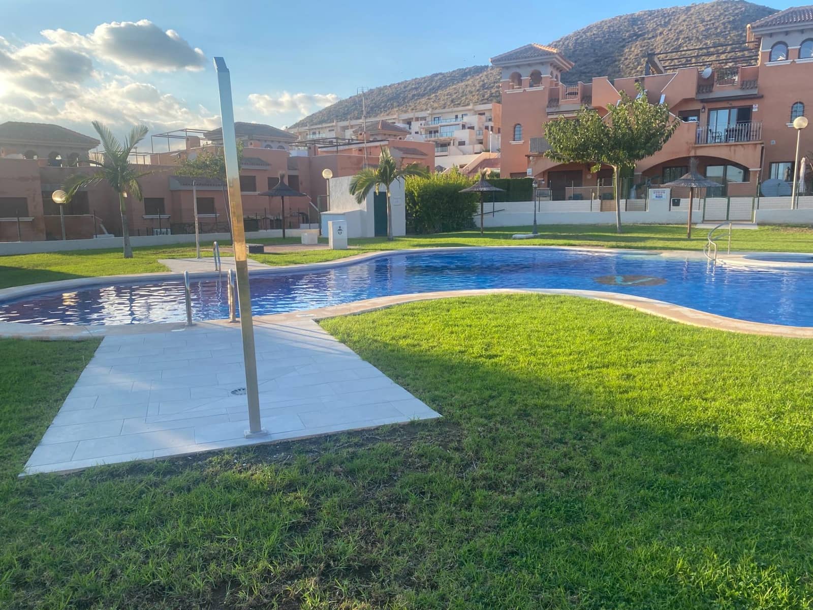 3 soveværelse Semi-Rækkehus til salg i Cartagena med swimmingpool garage - € 250.000 (Ref: 9276272)