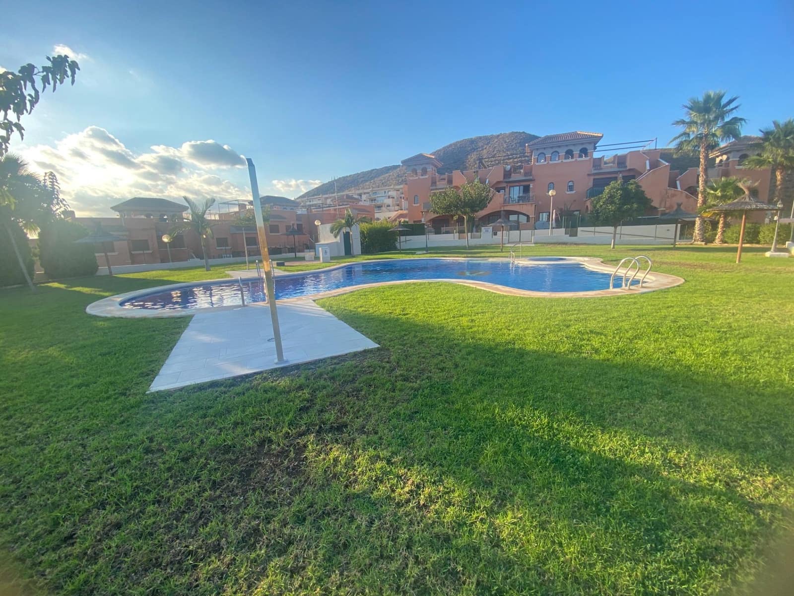 3 soveværelse Semi-Rækkehus til salg i Cartagena med swimmingpool garage - € 250.000 (Ref: 9276272)