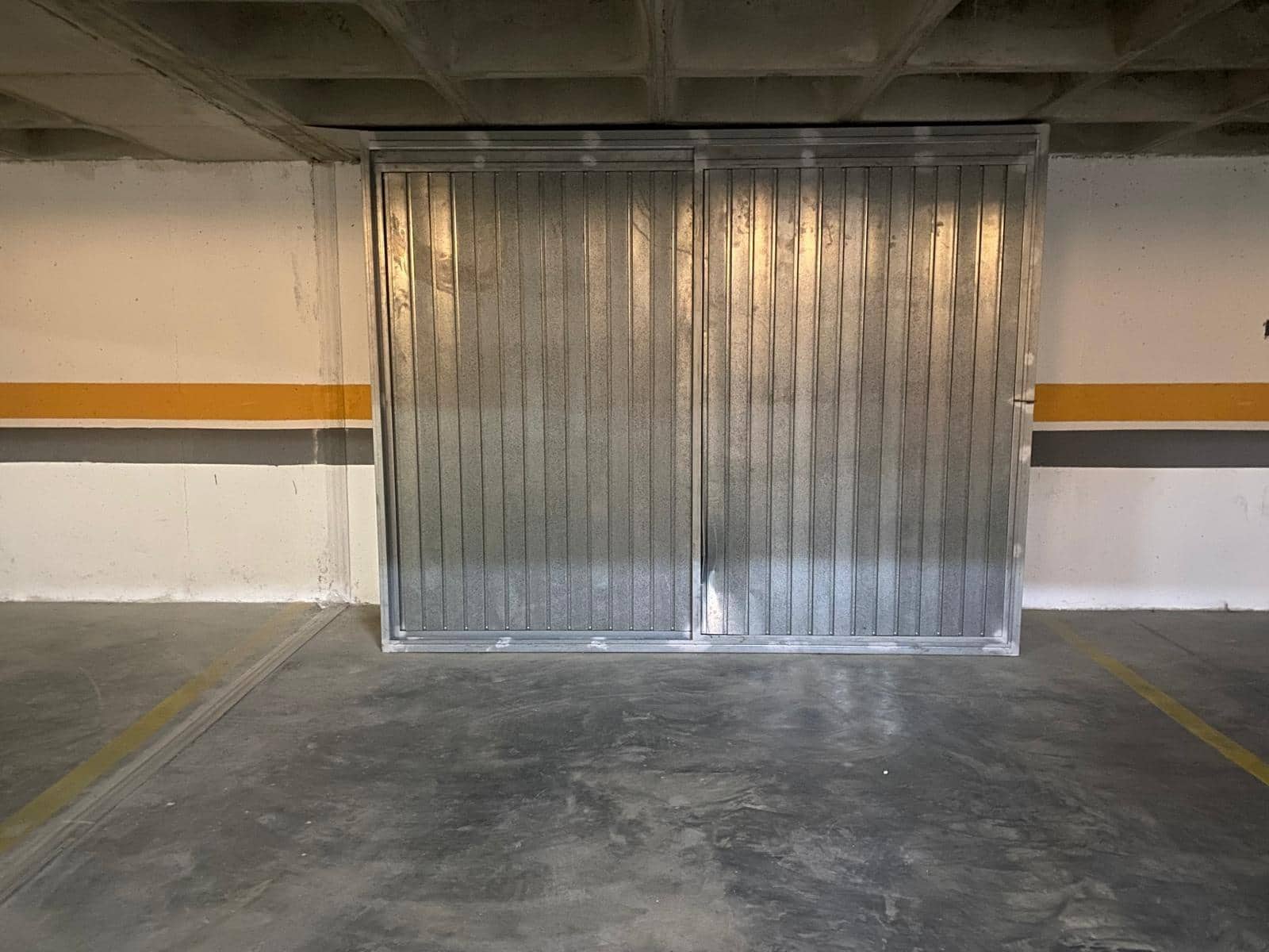 Studio til salg i Puerto de Mazarron med swimmingpool garage - € 104.000 (Ref: 9330568)