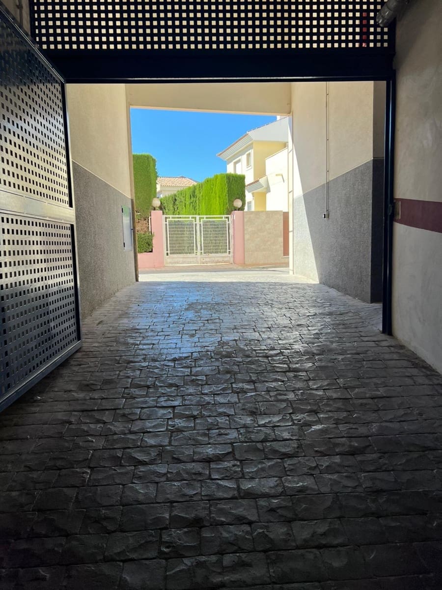 3 chambre Appartement à vendre à Puerto de Mazarron avec garage - 155 000 € (Ref: 9422360)