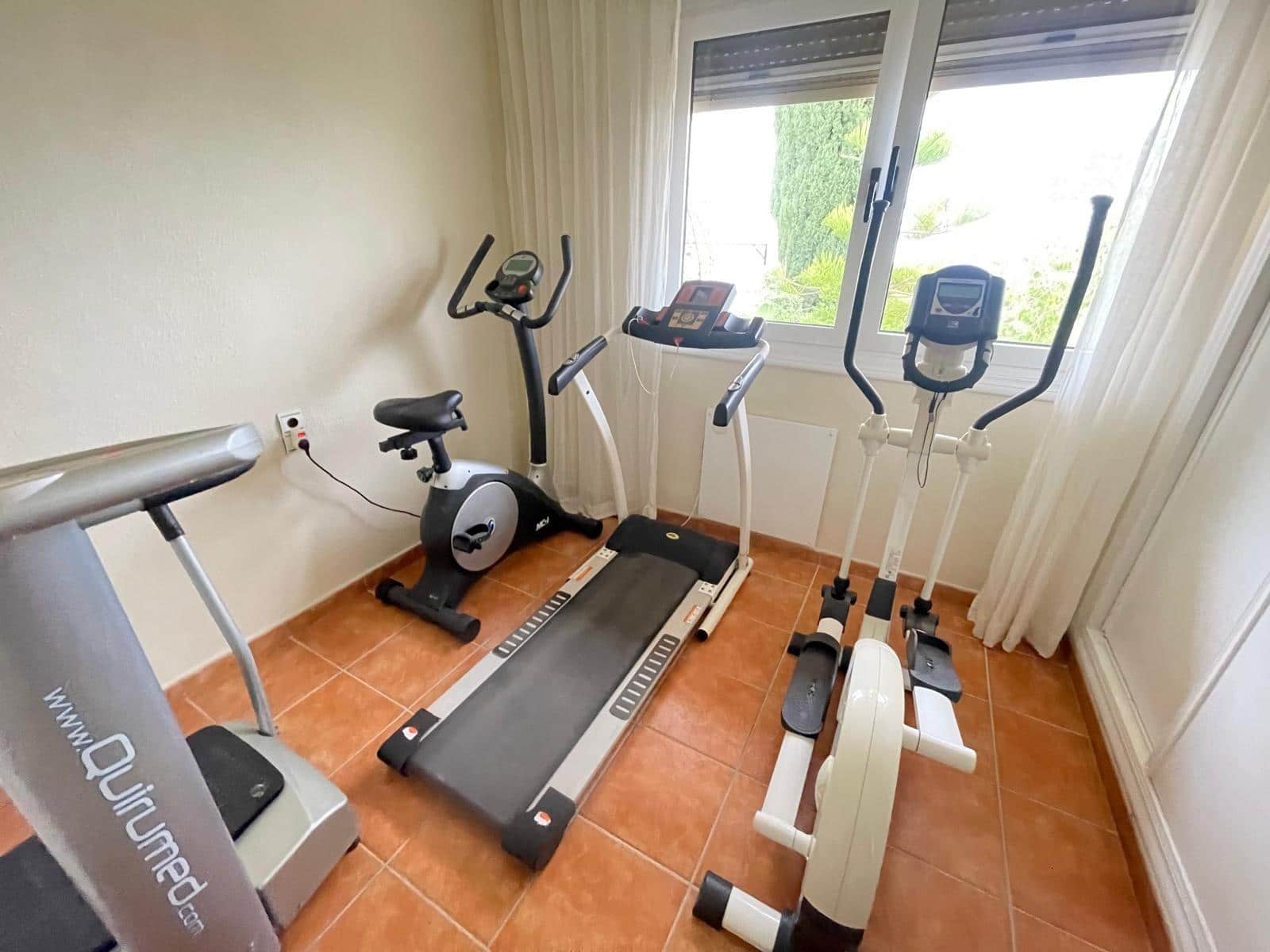 4 sovrum Villa till salu i Isla Plana med pool garage - 865 000 € (Ref: 9648053)