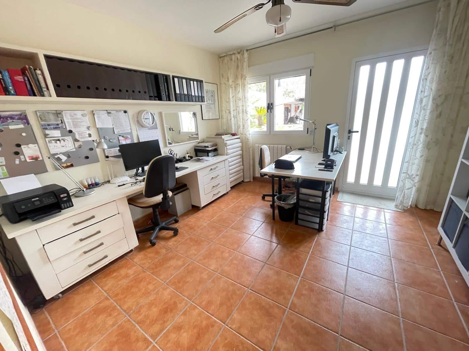 4 sovrum Villa till salu i Isla Plana med pool garage - 865 000 € (Ref: 9648053)