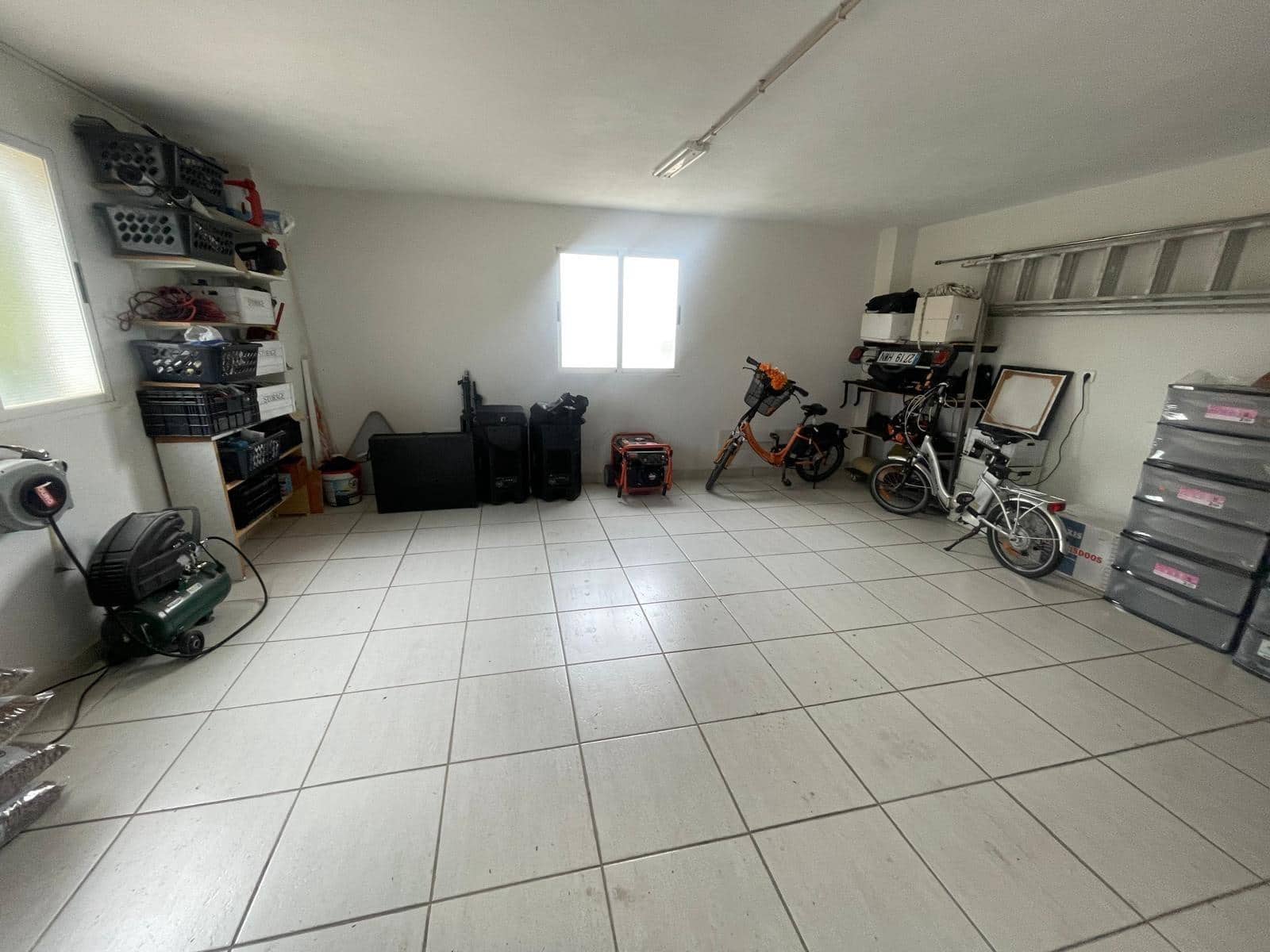 4 sovrum Villa till salu i Isla Plana med pool garage - 865 000 € (Ref: 9648053)