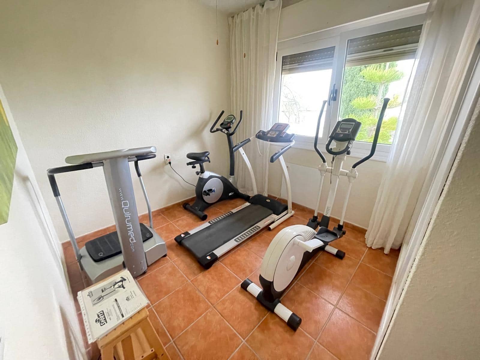 4 sovrum Villa till salu i Isla Plana med pool garage - 865 000 € (Ref: 9648053)