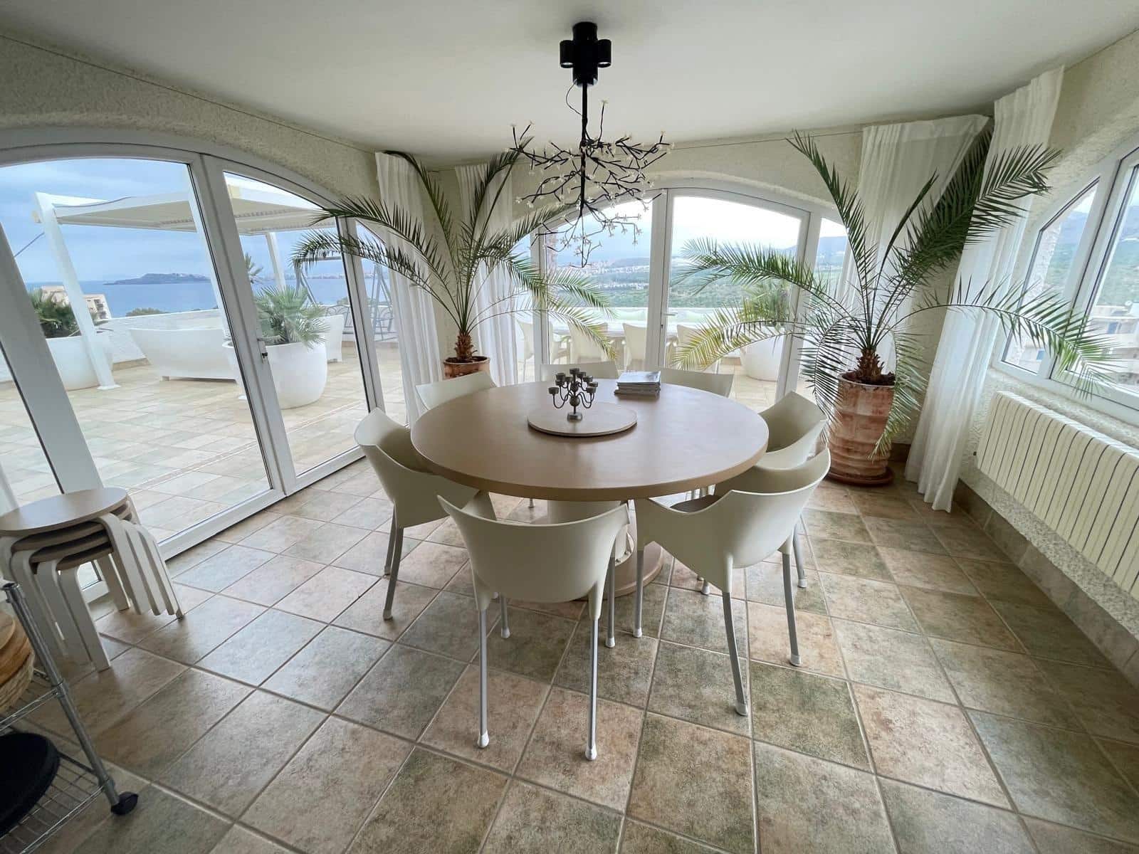 4 sovrum Villa till salu i Isla Plana med pool garage - 865 000 € (Ref: 9648053)