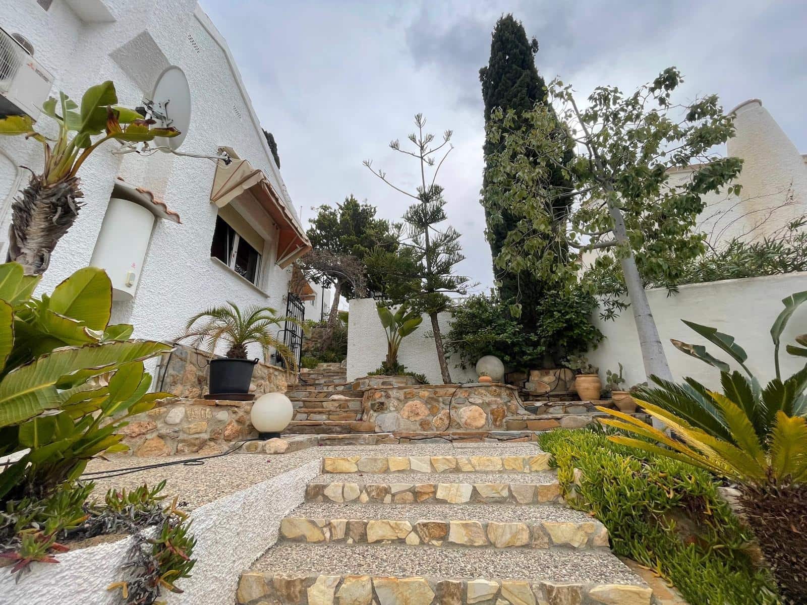 4 sovrum Villa till salu i Isla Plana med pool garage - 865 000 € (Ref: 9648053)