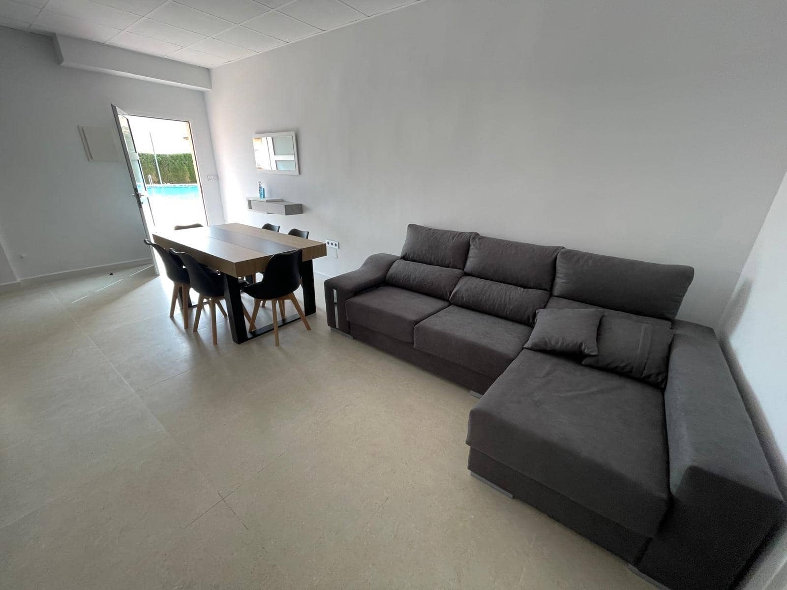 2 makuuhuone Huoneisto myytävänä paikassa Alamillo - 149 900 € (Ref: 9656015)