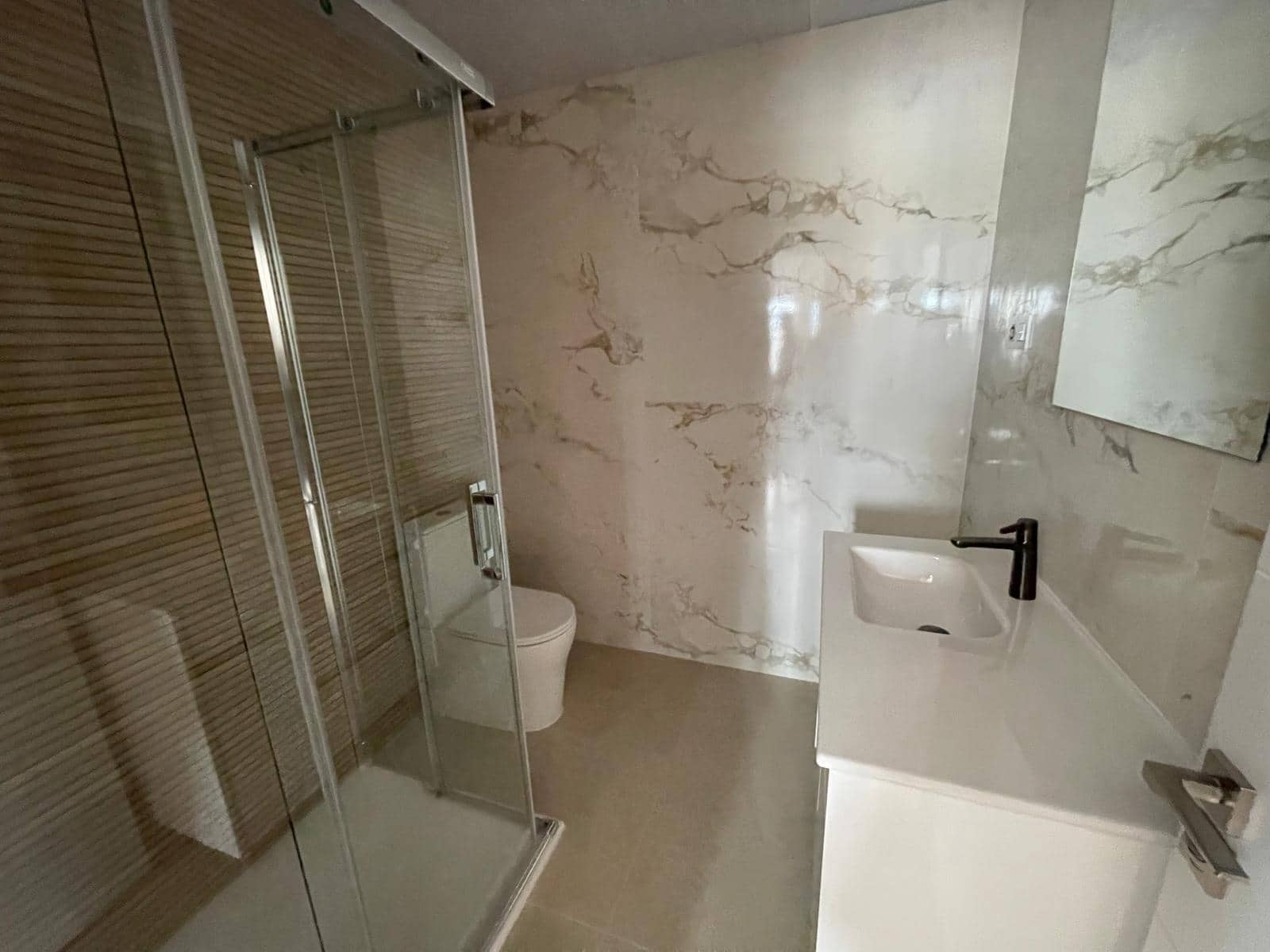 2 makuuhuone Huoneisto myytävänä paikassa Alamillo - 149 900 € (Ref: 9656015)