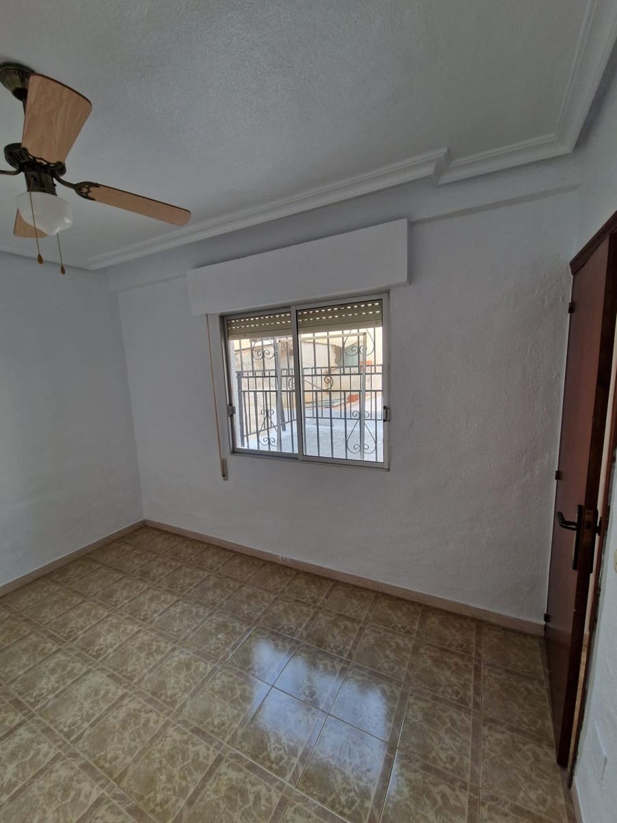 4 bedroom Terraced Villa for sale in Puerto de Mazarron with garage - € 148,000 (Ref: 9726596)