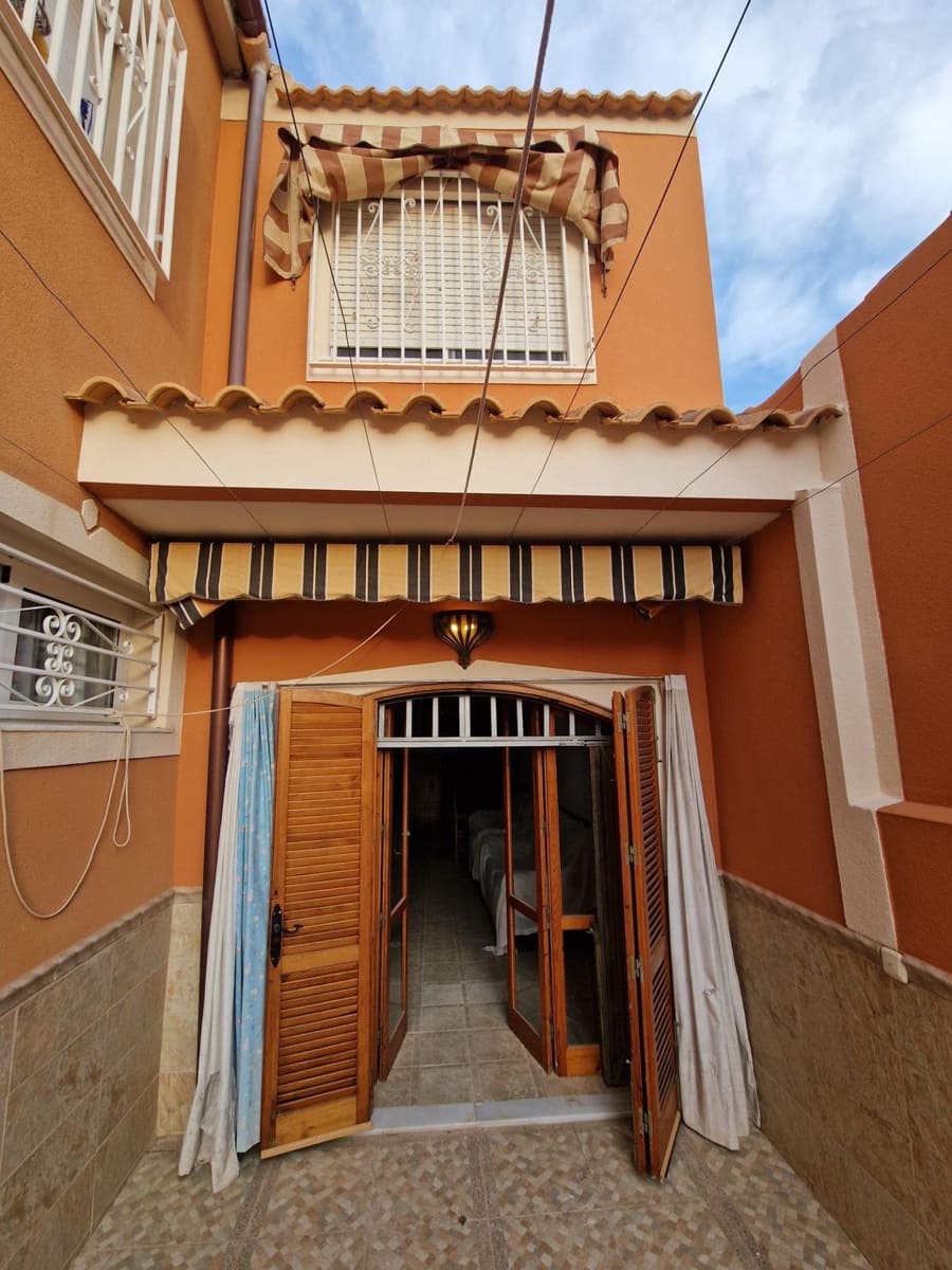 4 bedroom Terraced Villa for sale in Puerto de Mazarron with garage - € 148,000 (Ref: 9726596)