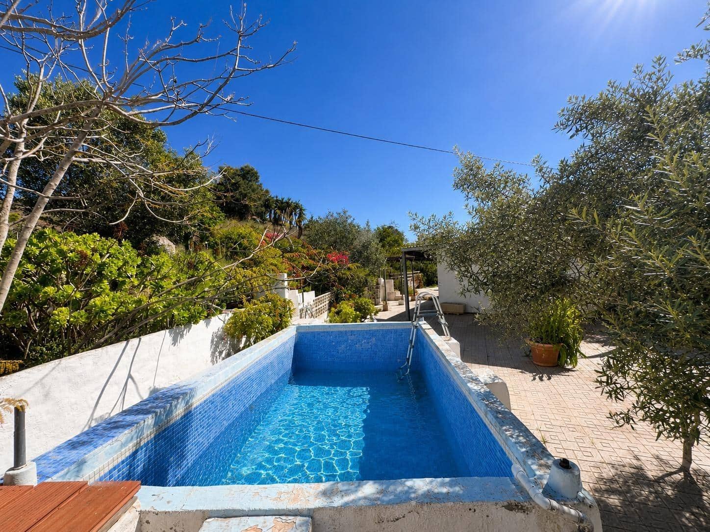 Finca/Country House for sale in Perin - € 154,900 (Ref: 9822852)