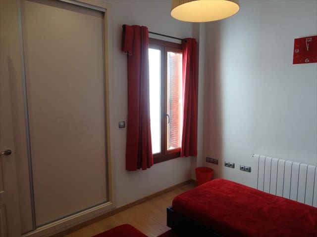 4 soveværelse Villa til leje i Banos y Mendigo - € 1.800 (Ref: 8020416)