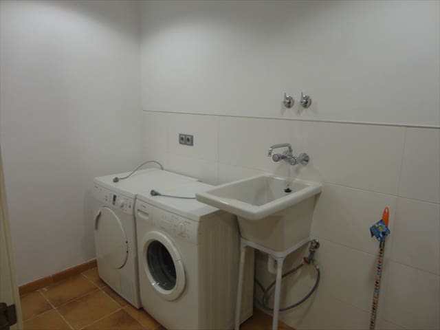 4 soveværelse Villa til leje i Banos y Mendigo - € 1.800 (Ref: 8020416)