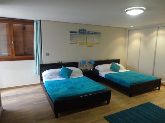 4 soveværelse Villa til leje i Banos y Mendigo - € 1.800 (Ref: 8020416)