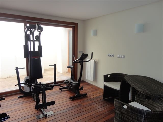 4 soveværelse Villa til leje i Banos y Mendigo - € 1.800 (Ref: 8020416)